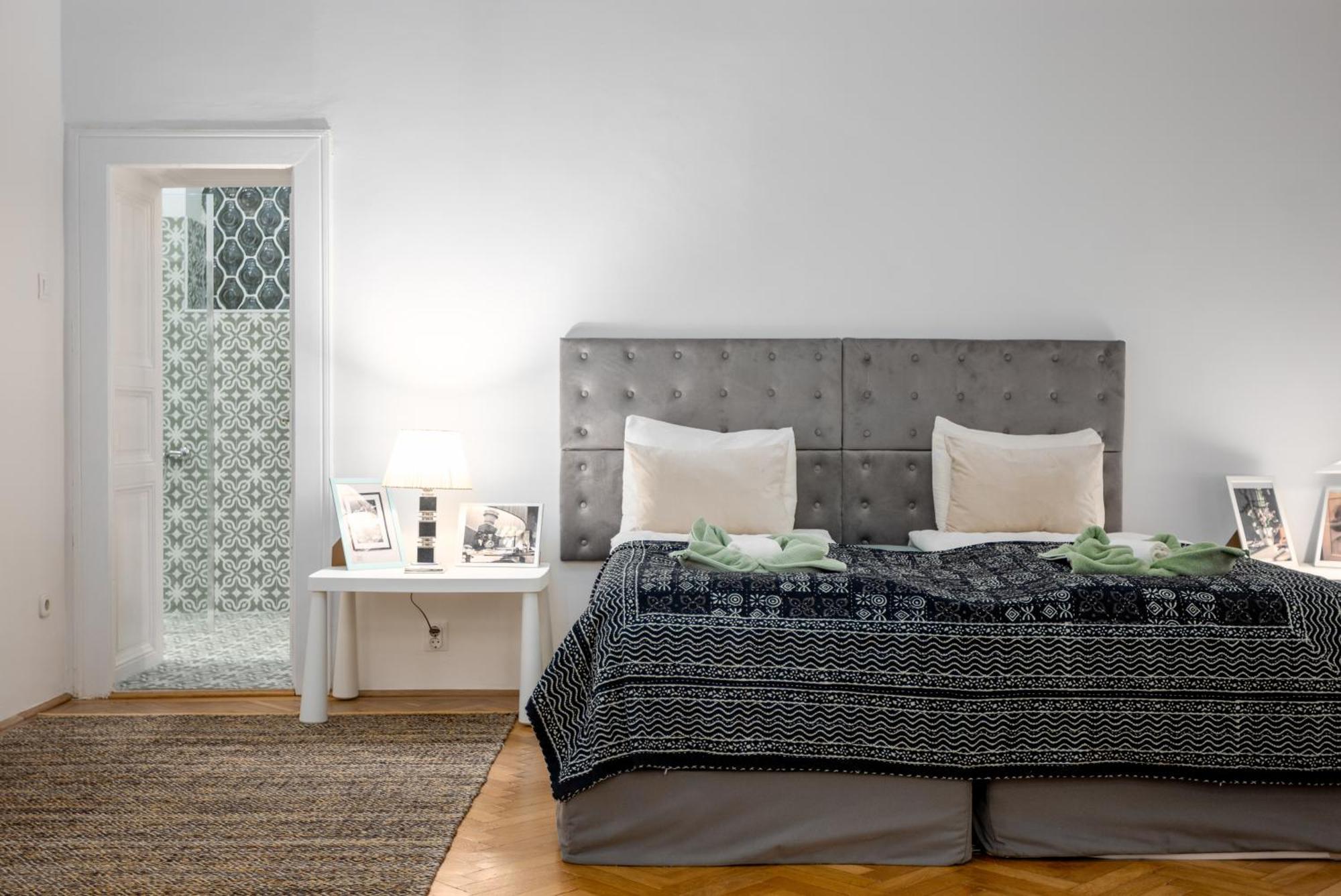 Bohemien Apartment Budapest Luaran gambar